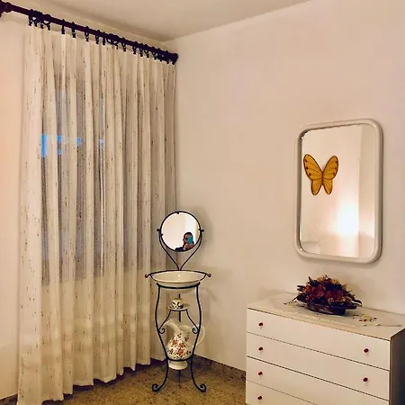 Apartamento - Villetta Bilocale A 1km Dal Mare